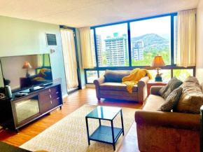 Large 1 bedroom & parking views WSUN1001